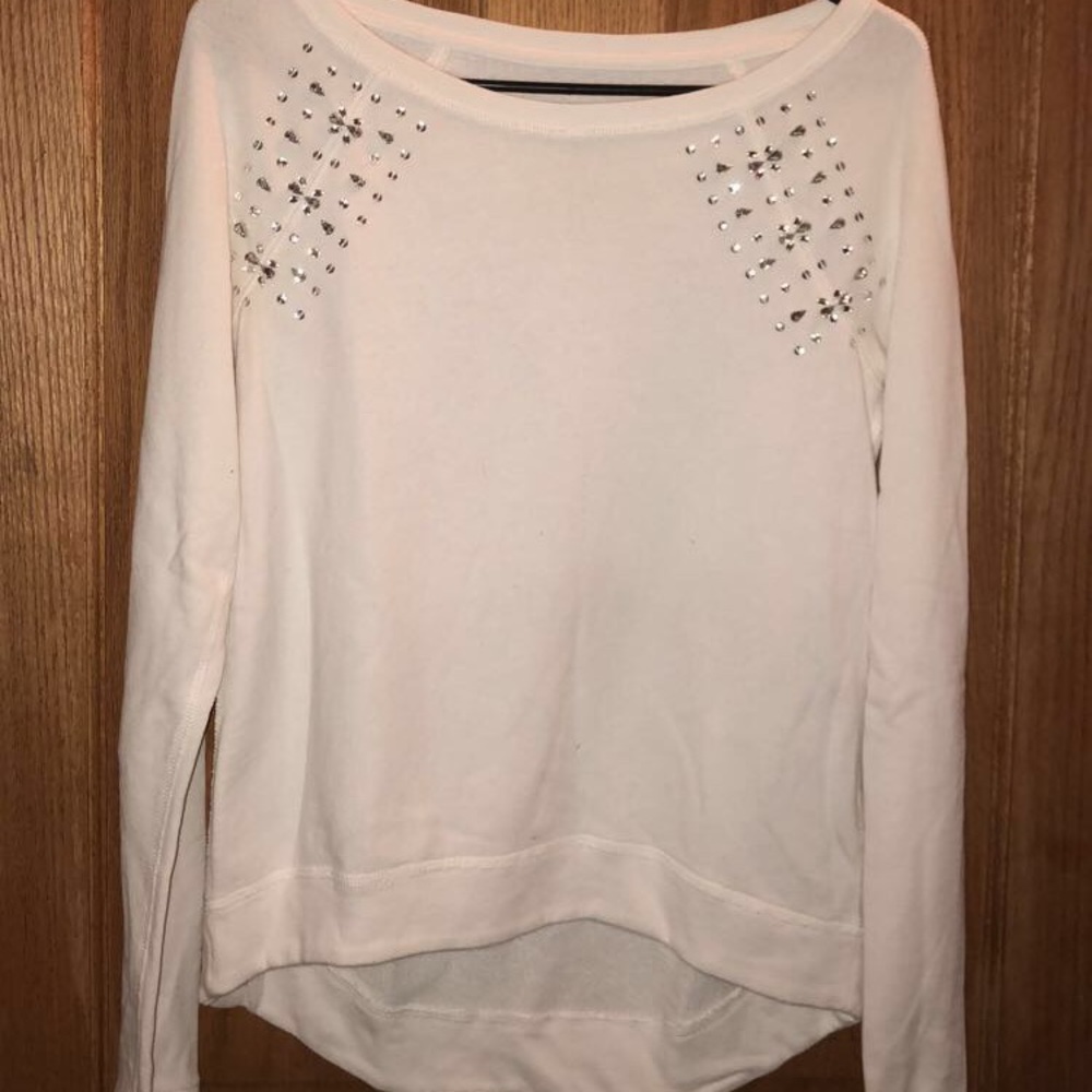 White hollister sweater